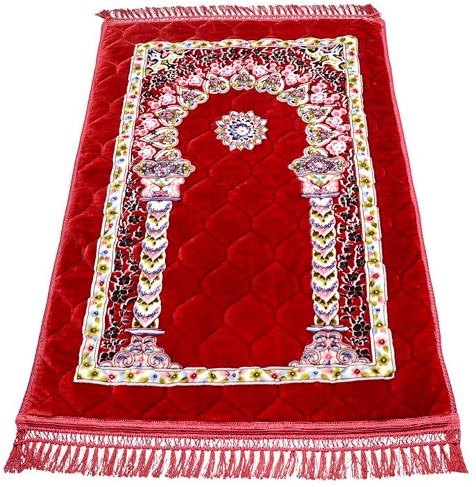 Soft Islamic prayer rug